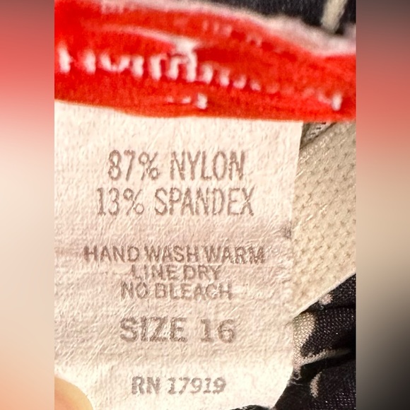 Maxine of Hollywood Vintage Swimsuit - Picture 6 of 8